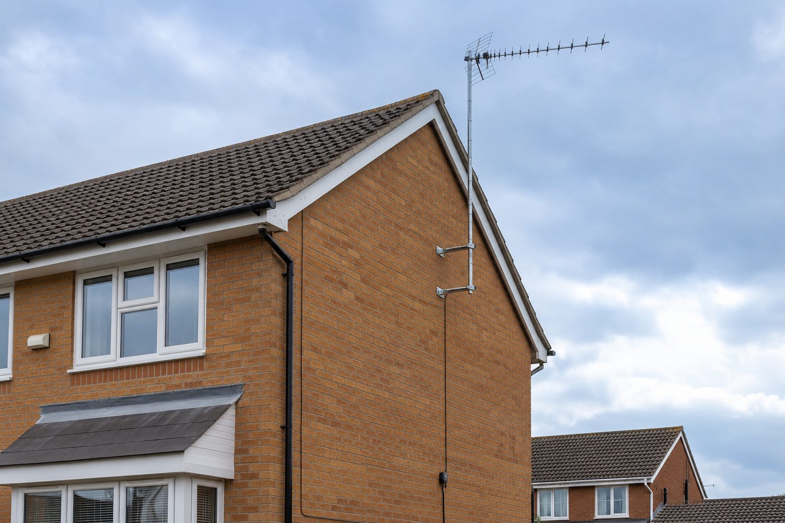 Digital TV aerial fitted to the side of a Nuneaton property
